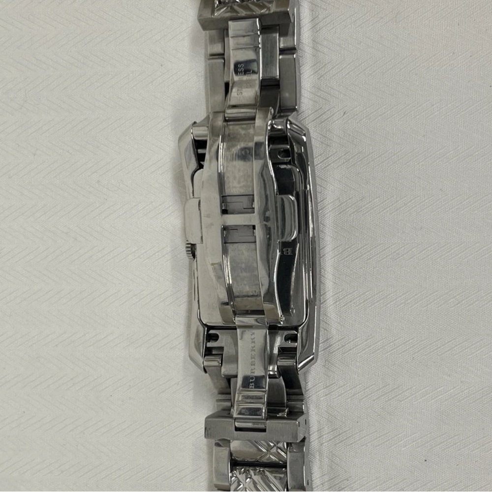Burberry Silver Geometric Dial Watch - Picture 6 of 12